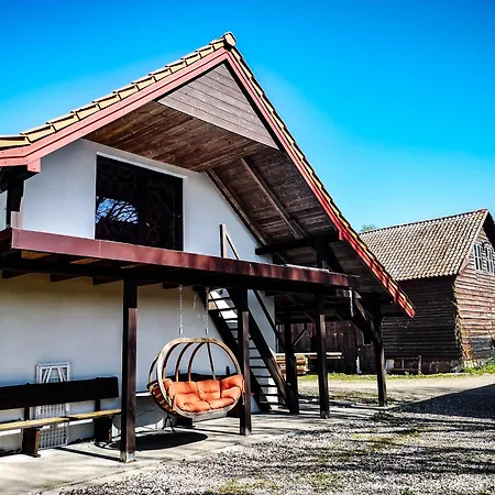 Linowo 10 Country House Holiday home